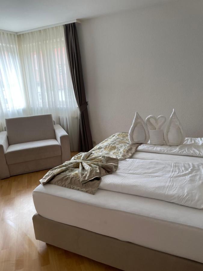 Hotel Sonne Вайнгартен Екстериор снимка