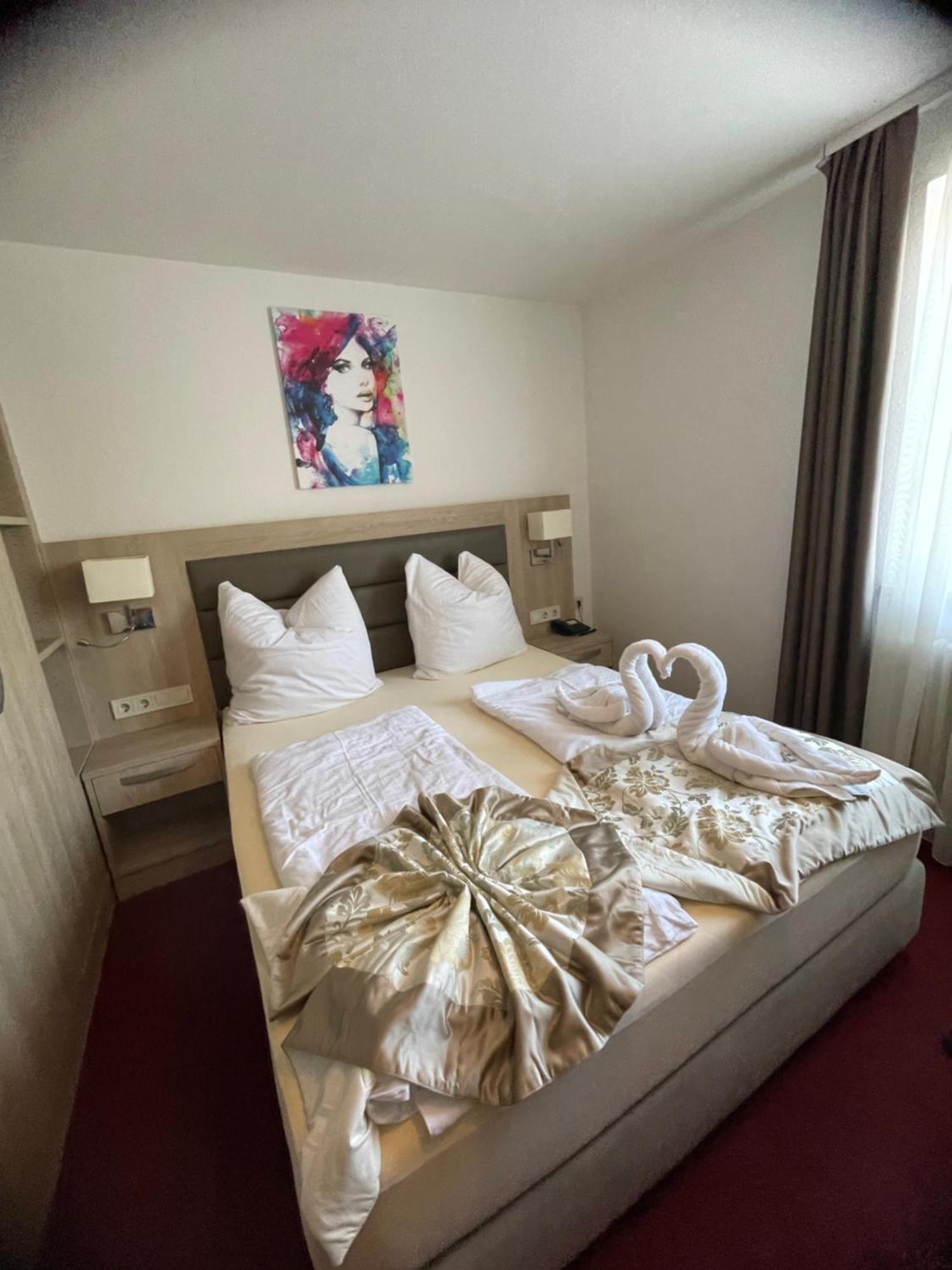 Hotel Sonne Вайнгартен Екстериор снимка