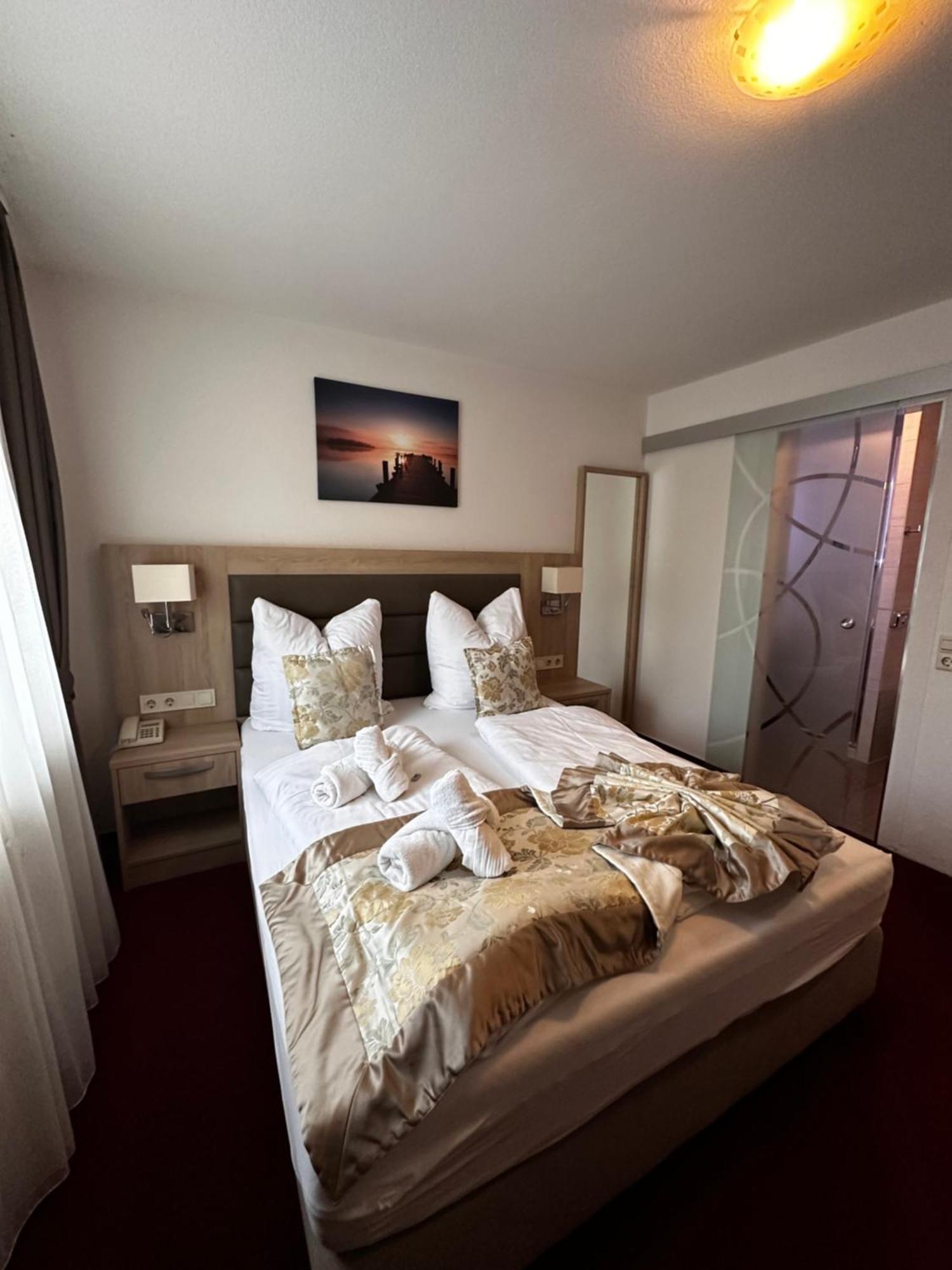 Hotel Sonne Вайнгартен Екстериор снимка
