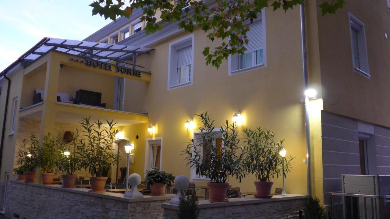 Hotel Sonne Вайнгартен Екстериор снимка
