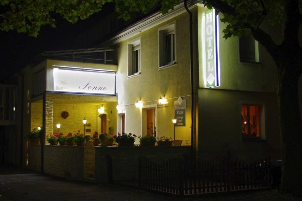 Hotel Sonne Вайнгартен Екстериор снимка